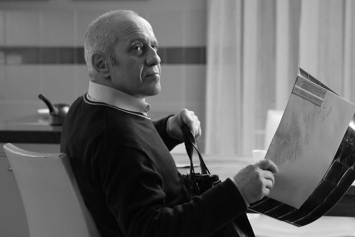 Владимир Довжик. Обложка © «Склифосовский», режиссёр Юлия Краснова, сценаристы Екатерина Тирдатова, Юлия Терентьева / Kino-teatr