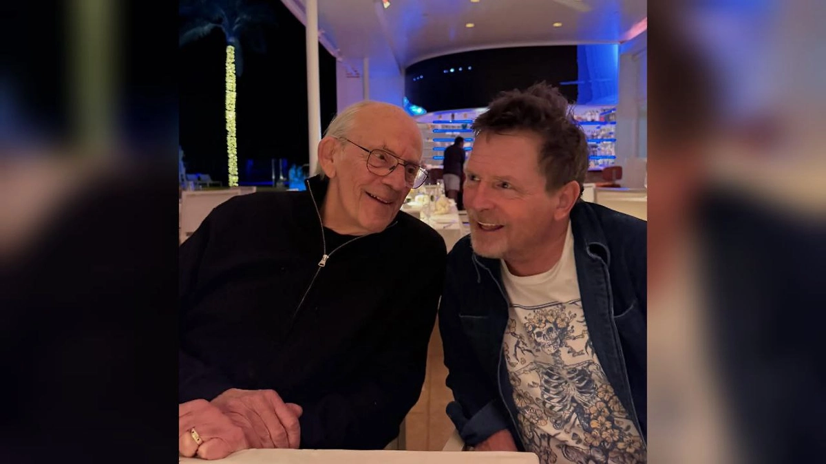 Звёзды «Назад в будущее» встретились впервые за много лет. Фото © Instagram (признан экстремистской организацией и запрещён на территории Российской Федерации)/ realmikejfox