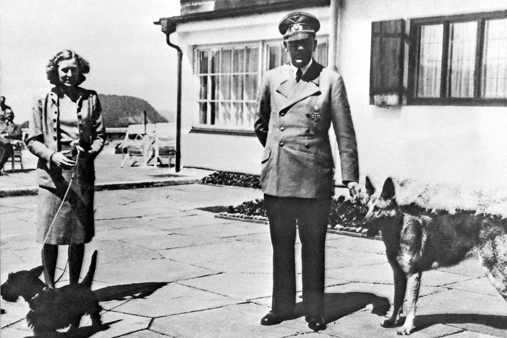 Фотографии Евы Браун: кем на самом деле была возлюбленная Адольфа Гитлера? Фото © ТАСС / AP 