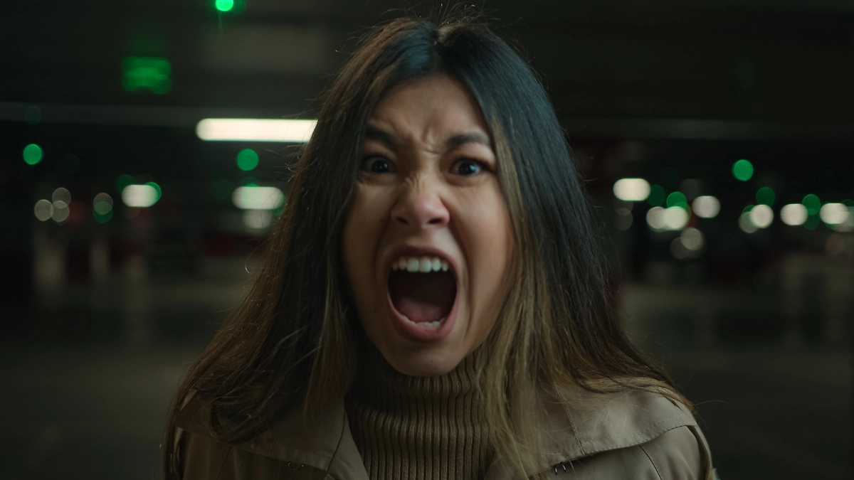 Женщина обстреляла дом Рианны: клинический психолог о природе опасной одержимости. Фото © Shutterstock / FOTODOM / MAYA LAB