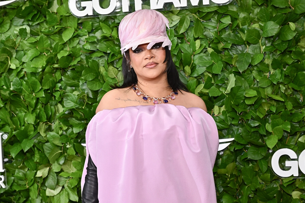 Рианна стала жертвой стрельбы: как обожание превращается в ненависть. Фото © ТАСС / AP/ Evan Agostini