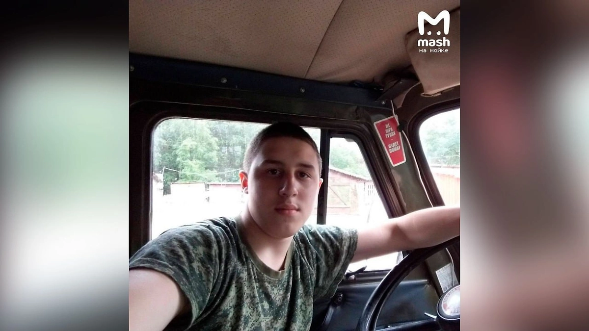 Молодой человек, напавший на курсанта МВД в Петербурге. Фото © «Mash на Мойке»