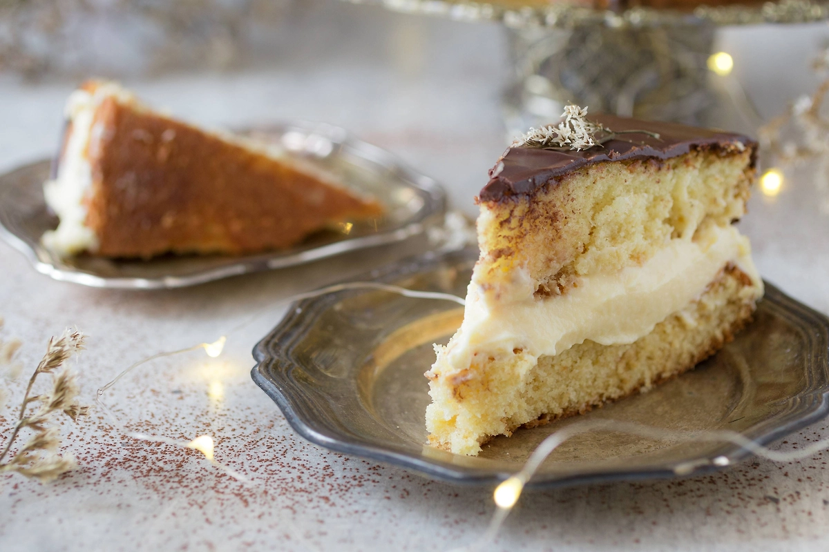 Крем для торта «Чародейка» — как сделать. Фото © Shutterstock / FOTODOM / BEATA PAWLAK