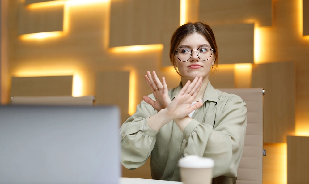 Как отказать? Советы психолога: как научиться говорить людям «нет»? Фото © Shutterstock / FOTODOM / Andrii Zastrozhnov