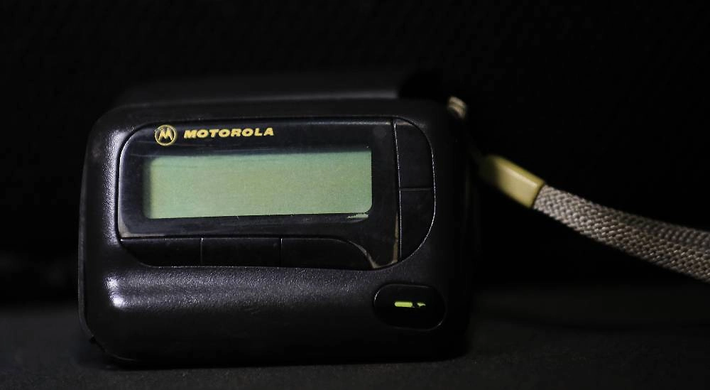 Русифицированный пейджер Motorola в 1994 году: развитие технологий быстрой передачи информации. Фото © ТАСС / VCG/Visual China Group