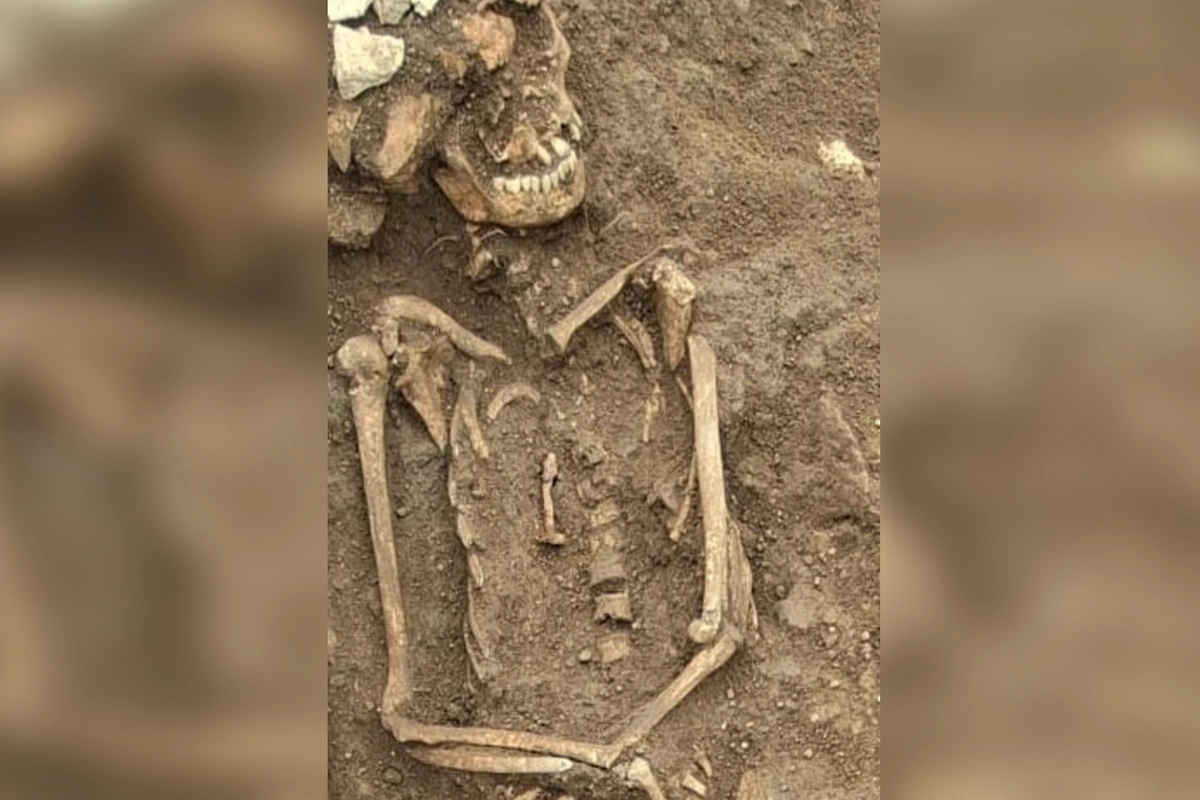 В Риме нашли кладбище вампиров. Фото © Arkeonews