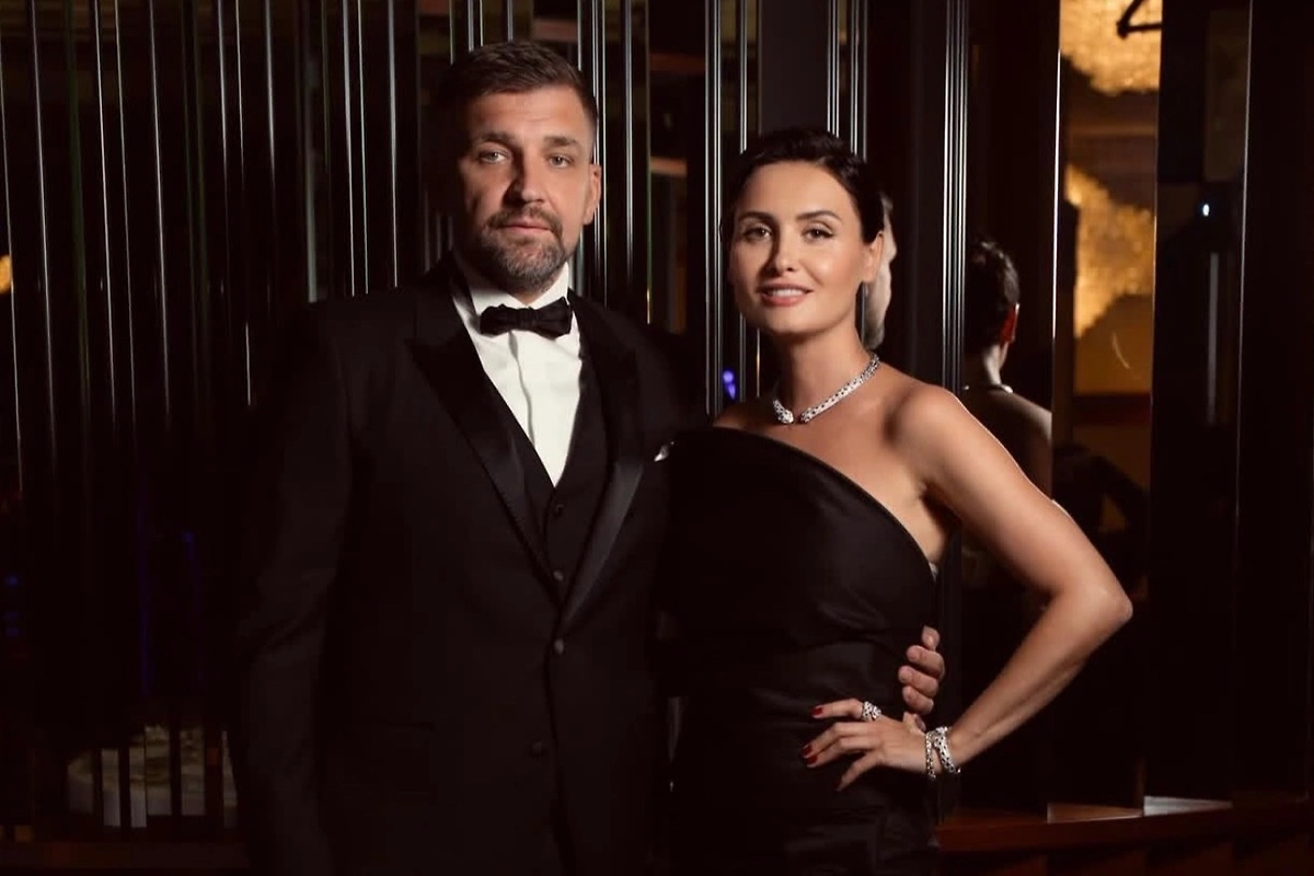 Баста, Павел Деревянко, Пётр Красилов: звёзды, женившиеся на фанатках. Фото © Instagram (признан экстремистской организацией и запрещён на территории Российской Федерации) / elena_vakulenkopinskaya