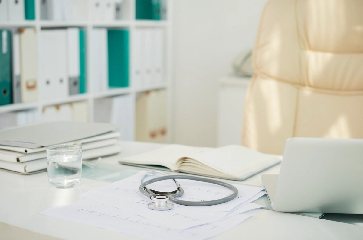 Обложка © freepik / pressfoto