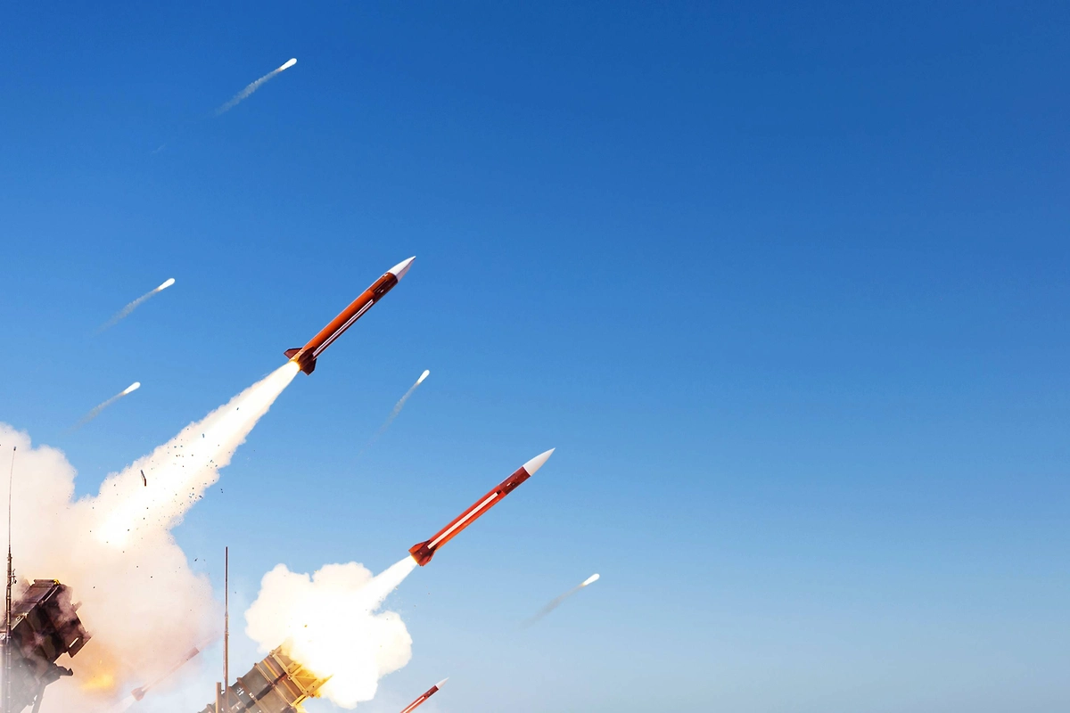 Обложка © Shutterstock / FOTODOM / Alones