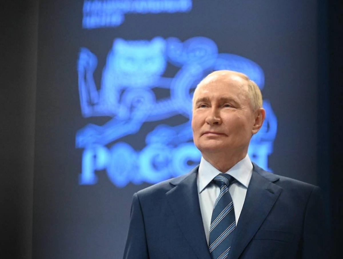 Владимир Путин. Обложка © Life.ru