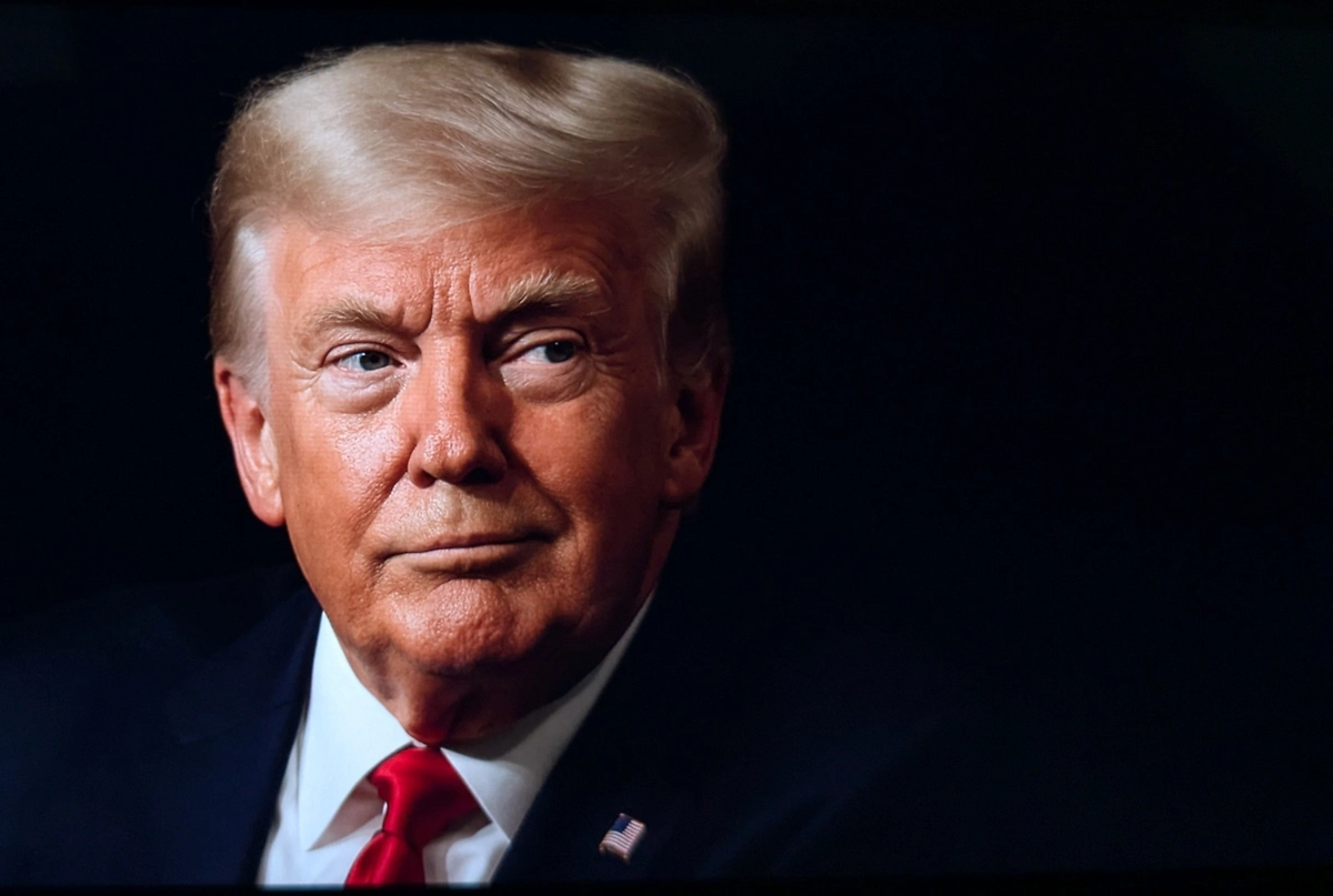 Дональд Трамп. Обложка © Shutterstock / FOTODOM / IAB Studio