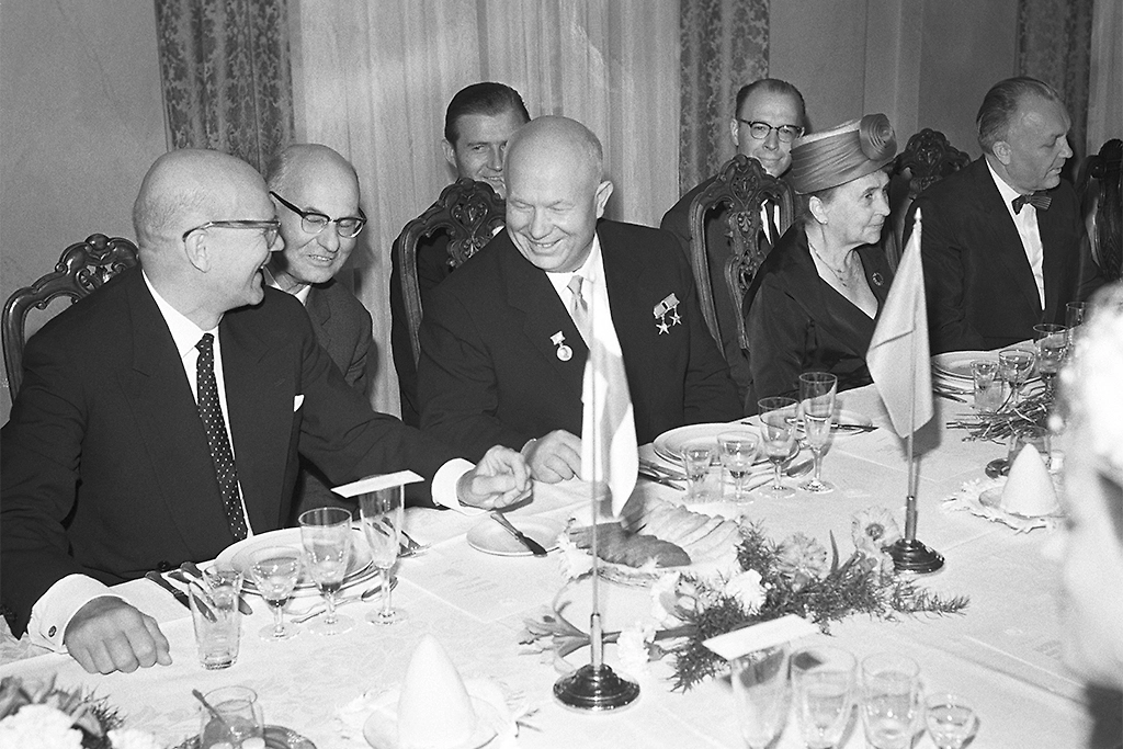 Как кулеш попал на кремлёвскую кухню? Фото © ТАСС / Василий Егоров