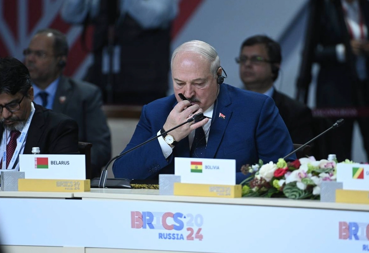 Александр Лукашенко на саммите БРИКС в России, 2024 год. Обложка © Life.ru