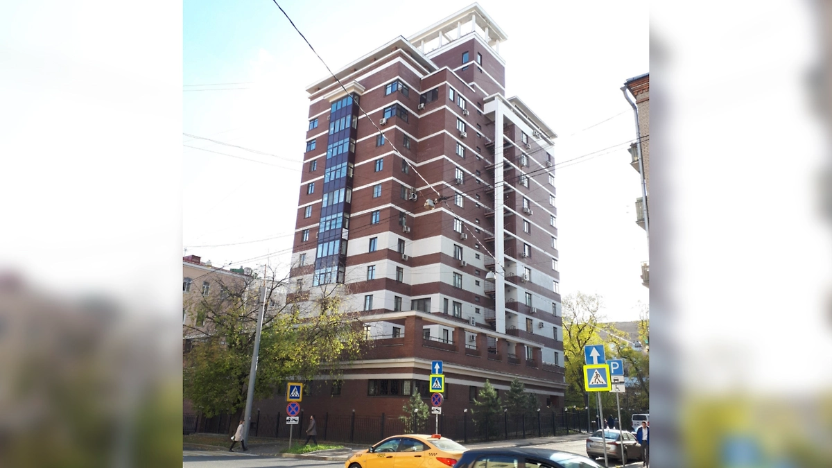 Дом в Сочи, где находится квартира Андрея Григорьева-Апполонова. Фото © 2gis