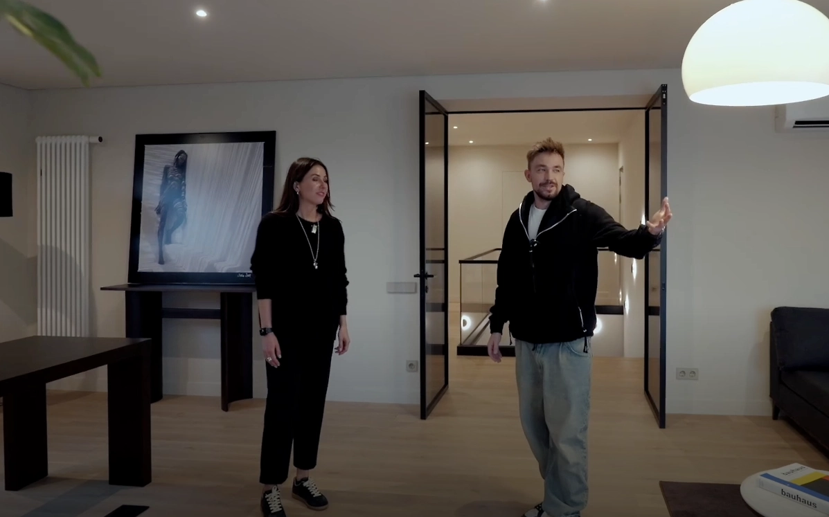 Петров впервые показал новый особняк в Подмосковье за 55 миллионов. Фото © Rutube / Qhouse