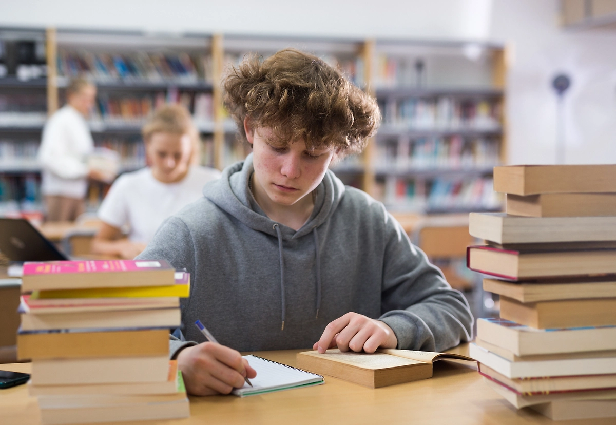 Обложка © Shutterstock / FOTODOM / BearFotos