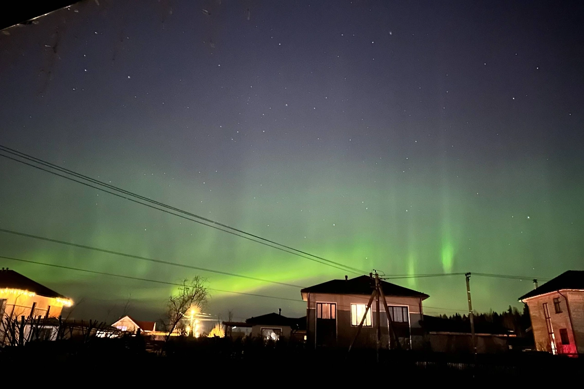 Северное сияние. Фото © VK / GoAurora - Северное сияние в Санкт-Петербурге