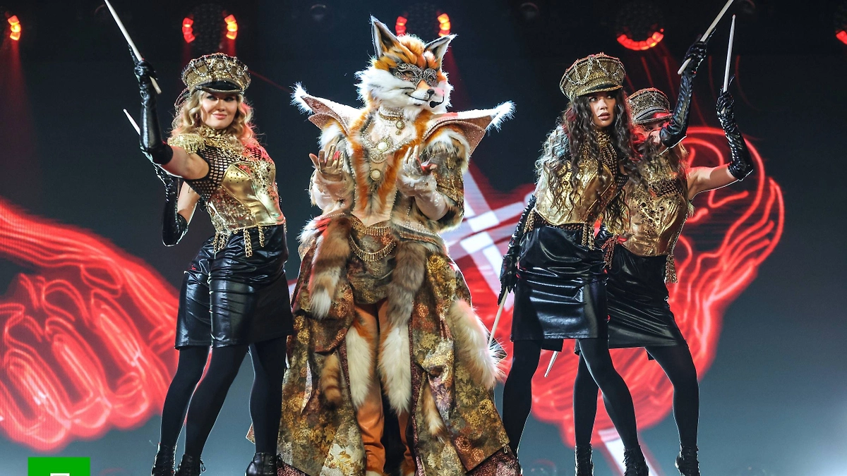 Кто вылетел из шоу Маска в седьмом выпуске: судьи в шоке. Фото © VK / Маска