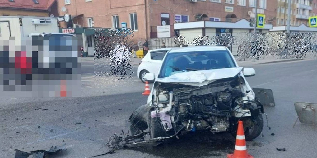 Авария в Калининградской области. Фото © Telegram/ Госавтоинспекция 39