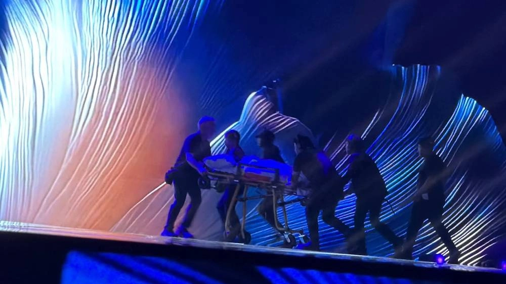 «Мисс Ямайка» Габриэль Генри провела 4 месяца в больнице после падения со сцены. Фото © X / KhaosodEnglish