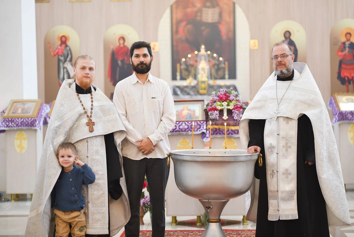 Индус крестился в Челябинске. Фото © Челябинская митрополия