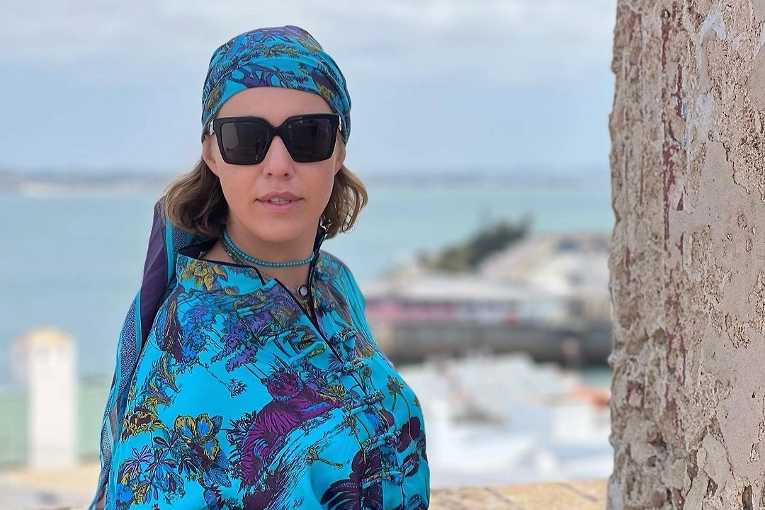 Ксения Собчак на дешёвое жильё не разменивается, где бы оно ни находилось. Фото © VK / Ксения Собчак 