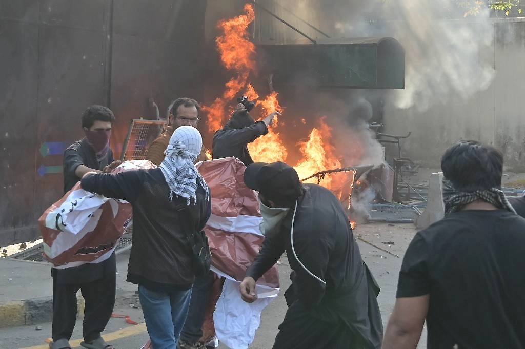 Обложка © ТАСС / EPA / RAHAT DAR