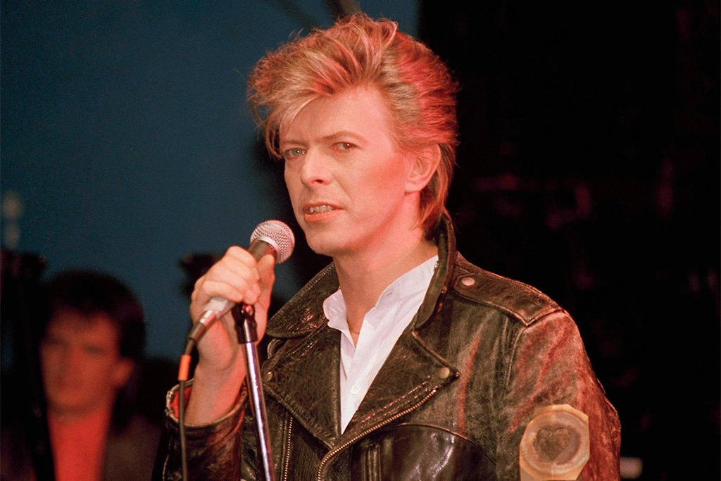 Дэвид Боуи и критики оплакивали гения, которого никогда не существовало. Гениальная мистификация. Фото © ТАСС / Richard Drew