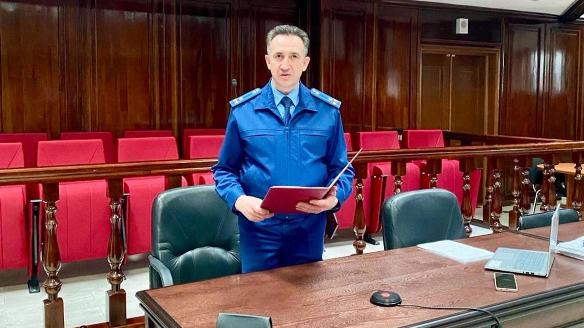 В Свердловской области троих подростков осудили за теракт на железной дороге. Фото © Telegram /Уральская транспортная прокуратура