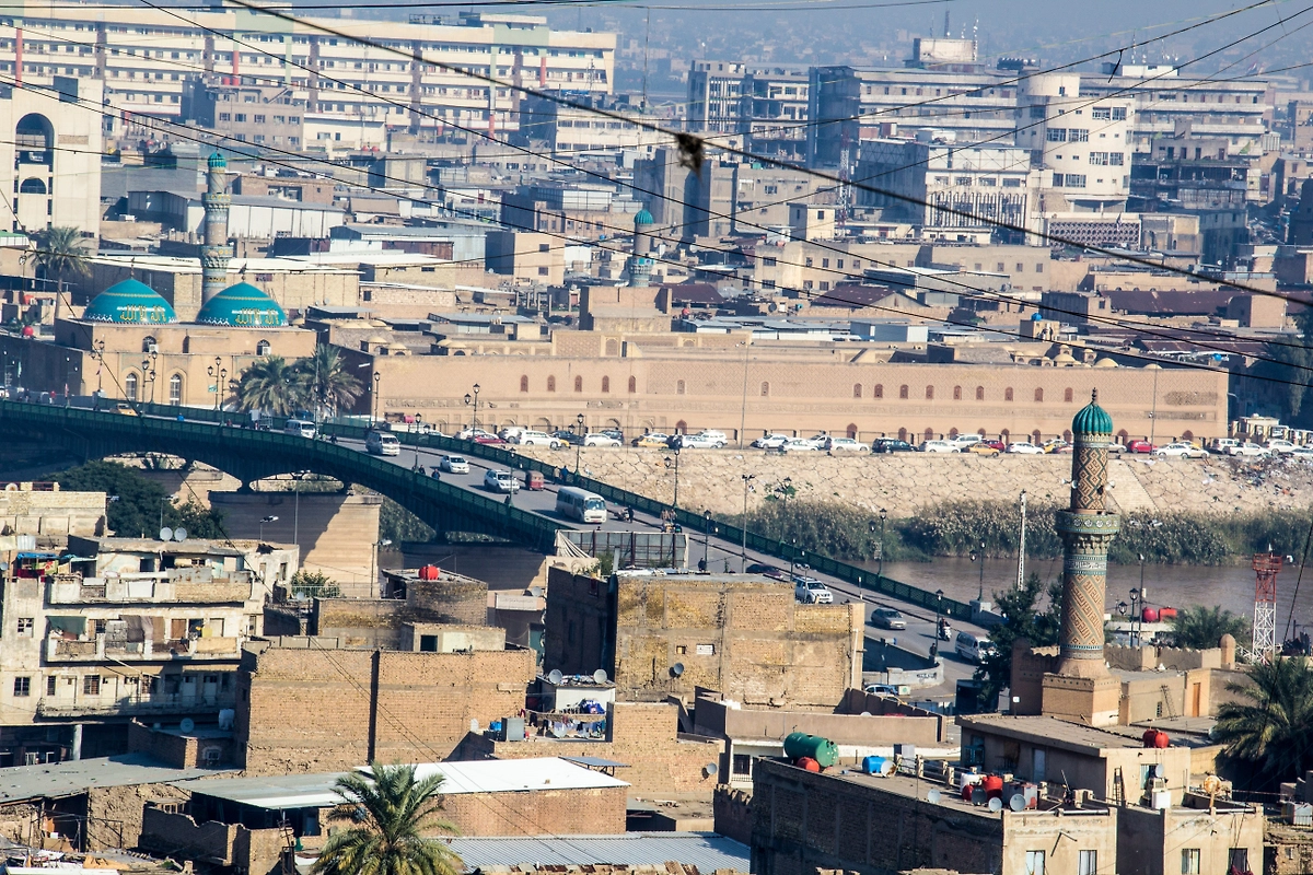 Обложка © Shutterstock / FOTODOM / Rasool Ali