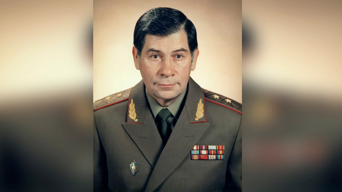 Леонид Шебаршин — начальник разведки КГБ об алкоголе в работе. Фото © Wikipedia 