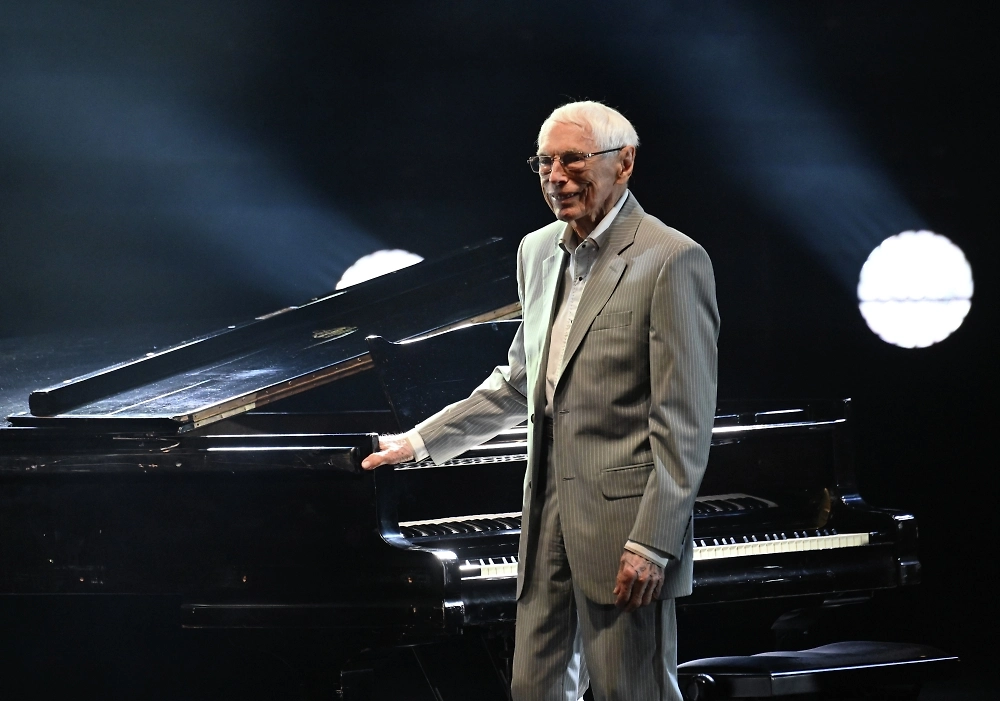 Александр Зацепин время от времени принимает участие в концертах и телешоу. Фото © РИА «Новости» / Алексей Никольский