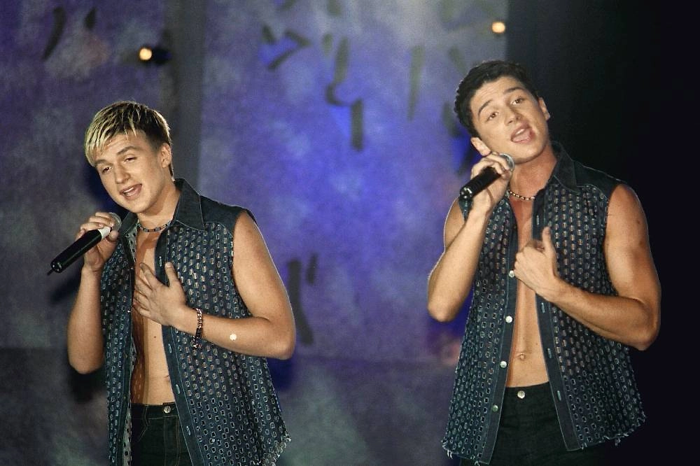 Группа Smash: Сергей Лазарев с Владом Топаловым. Фото © ТАСС / Виктор Лисицын