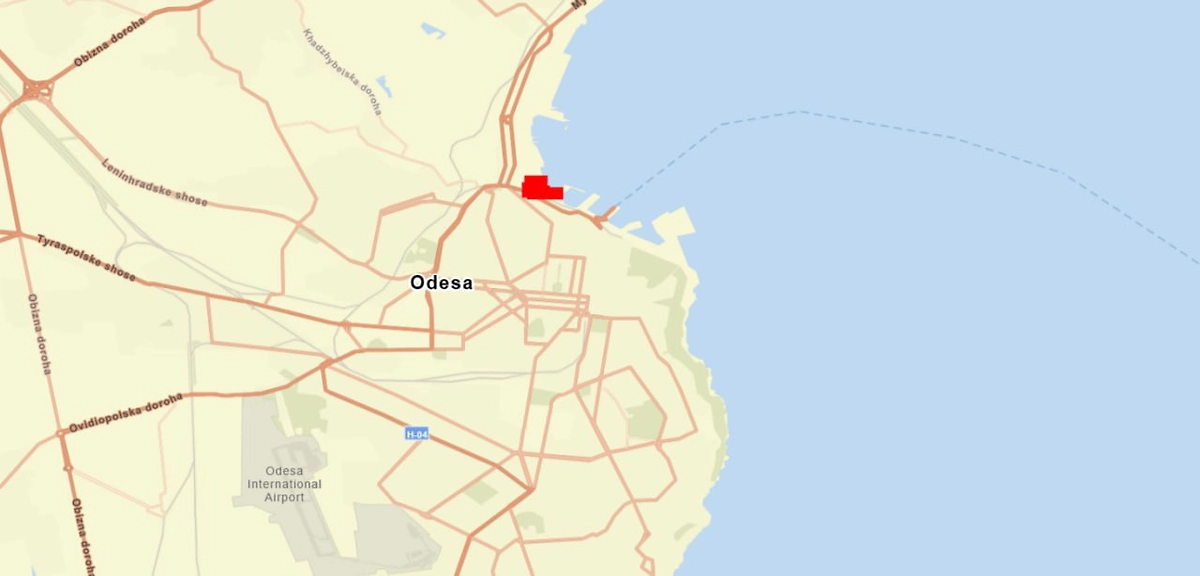 Одесский порт горит после ударов БПЛА «Герань-2» и «Гербера». Фото &copy; firms.modaps.eosdis.nasa