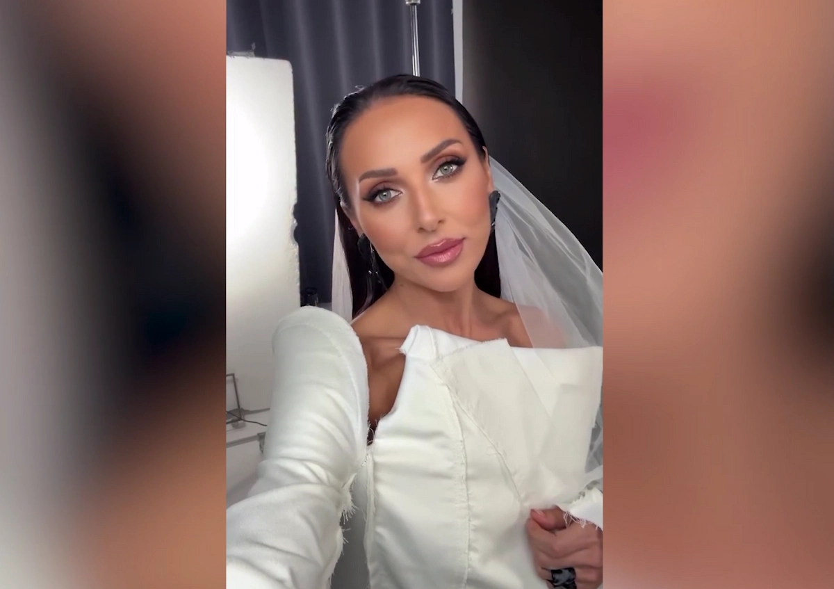 Обложка © Instagram (признан экстремистской организацией и запрещён на территории Российской Федерации)/alsou_a