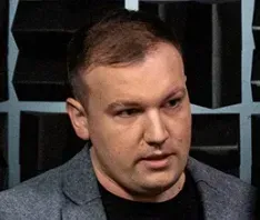 <p>Сейчас бои ведутся за балку Широкий овраг, а также за яр Лаптево, который расположен к юго-востоку от Тернов. Именно его мы должны занять</p>