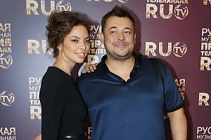 Лидер группы "Руки вверх!" Сергей Жуков стал отцом в пятый раз