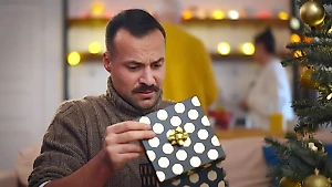 Топ-5 отвратительных идей для подарков, из-за которых вас потом возненавидят