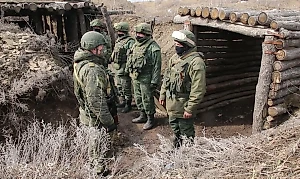 "Российское казачество" поздравило 6-ю бригаду имени Платова с днём рождения