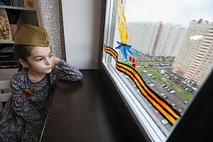 "Движение первых" в преддверии 9 Мая запускает акцию "Окна Победы"