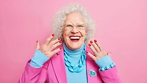 Россиянам назвали 3 главных правила, как ухаживать за зубами после 50 лет