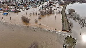 Кто заработал почти миллиард на дамбе в Орске, из-за которой затопило 10 тыс. домов