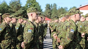 Власти Эстонии думают над отправкой войск на Украину