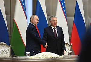 Песков объяснил Life.ru, с чем связан такой долгий визит Путина в Узбекистан