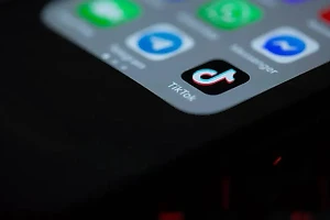 TikTok снова перестал работать в России