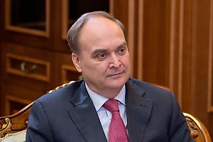 Антонов напомнил США, что новыми санкциями им Россию не запугать