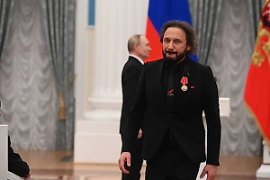 Стас Михайлов рассказал Life.ru об отношении к оскорбившей его Пугачёвой