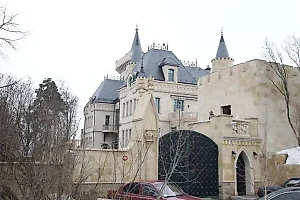 Барецкий заявил, что уже начал делать из замка Пугачёвой тюрьму для иноагентов