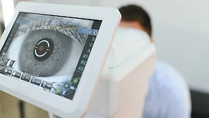 Глаукома: что это такое, первые признаки, чем грозит и как связана с наследственностью