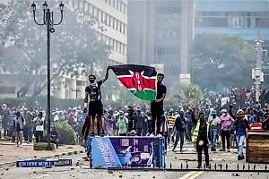 В Кении мобилизовали армию для подавления протестов, объявлено чрезвычайное положение